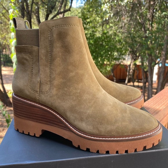 🍁NEW🍁 Vince Camuto Dendra Bootie - Picture 4 of 11